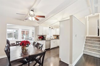 5709 SE 8th St, Des Moines, IA 50315