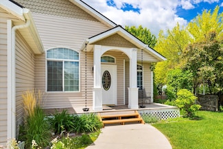 102 Buffalo Square Ct, Kalispell, MT 59901