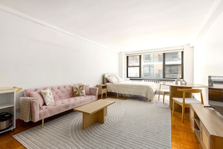 209 E 56th St Unit 6H, New York, NY 10022
