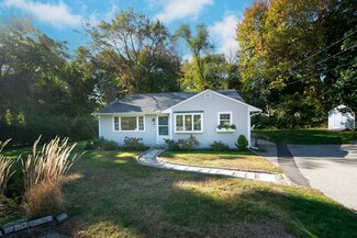 16 Locust Rd, Cohasset, MA 02025