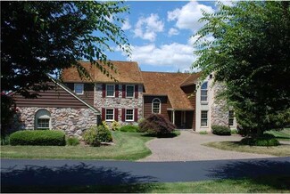 570 Deer Pointe Rd, West Chester, PA 19382