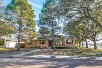 3106 Sharpview Ln, Dallas, TX 75228