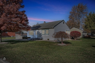 1071 E Broadway St, Bradley, IL 60915