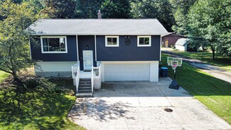 4345 Macarthur Rd, Muskegon, MI 49442