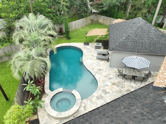 8106 Northbridge Dr, Spring, TX 77379