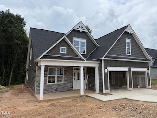 318 Abingdon Farms Dr, Selma, NC 27576
