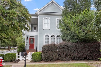908 Carpenter Town Ln, Cary, NC 27519