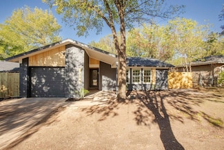 1204 Dunstan Dr, Austin, TX 78745