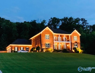 2745 Red Bank Rd SE, Decatur, AL 35603