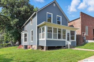 2319 B St, Omaha, NE 68108