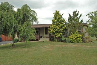 512 Old Topton Rd, Mertztown, PA 19539