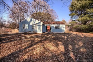 134 Old Stage Rd, Toano, VA 23168