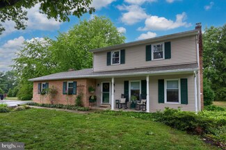 19 Buttonwood Dr, Lititz, PA 17543