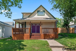 3018 Frederick St, Omaha, NE 68105
