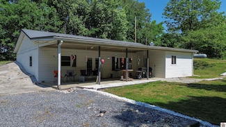 771 Paradise Rd, Grand Rivers, KY 42045