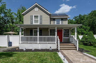 20 Card St, Hamburg, NJ 07419