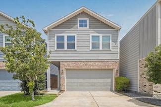 5443 Camaguey St, Houston, TX 77023