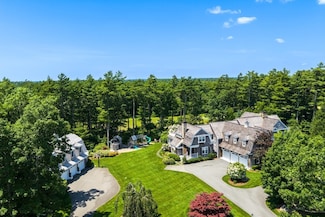 9 High Ridge Dr, Mattapoisett, MA 02739
