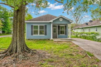 2245 Wilson St, Beaumont, TX 77703