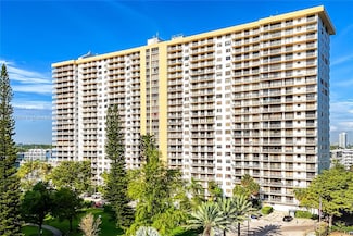 290 174th St Unit 1709, Sunny Isles Beach, FL 33160