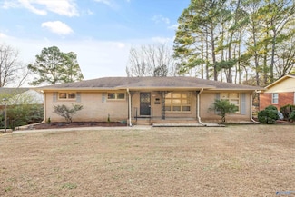 1009 Woodall Ln NW, Huntsville, AL 35816