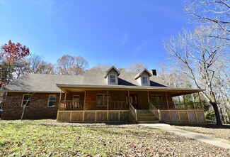 2117 Summerfield Rd, Tracy City, TN 37387