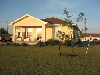 2007 Monroe St, Ellis, KS 67637