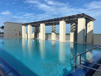 7275 SW 90th Way Unit 405, Miami, FL 33156
