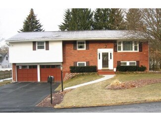 1 Arbutus Ln, Binghamton, NY 13901