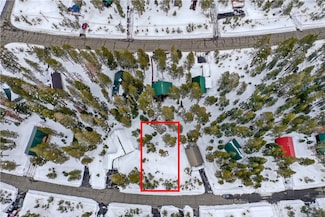 5252 Palisade Rd, Soda Springs, CA 95728
