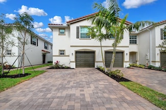 6875 Broadwater Ln, Lake Worth Beach, FL 33467