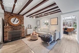 261 W 71st St Unit 1, New York, NY 10023