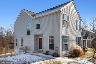 124 Village Dr, Schwenksville, PA 19473