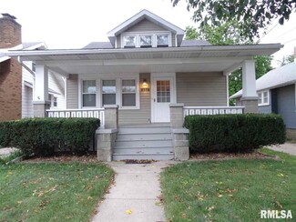 2302 W Barker Ave, West Peoria, IL 61604