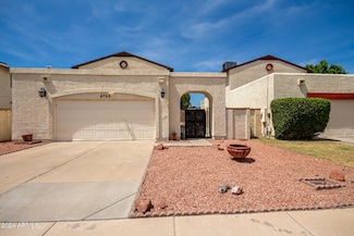 4760 W Wahalla Ln, Glendale, AZ 85308