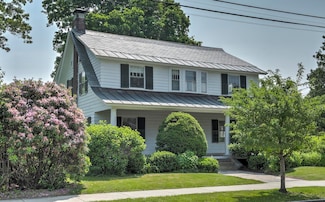45 School St, Keene, NH 03431