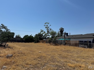 312 Northrup St, Bakersfield, CA 93307