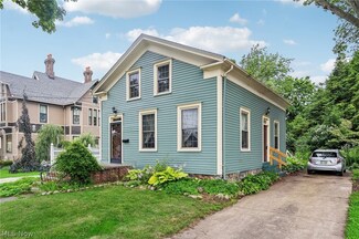 1123 Walnut Blvd, Ashtabula, OH 44004