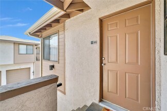1317 Massachusetts Ave Unit 205, Riverside, CA 92507