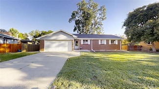 820 E Cottonwood Ave, Centennial, CO 80121