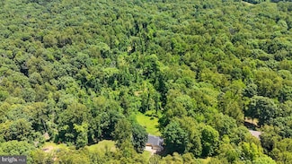 64 Panners Ln, Fredericksburg, VA 22406