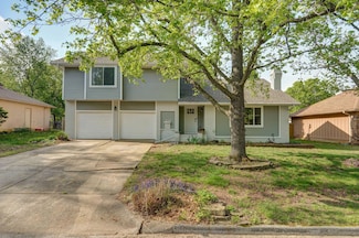 208 Raintree St, Nixa, MO 65714