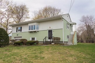 266 W Main St, Dudley, MA 01571
