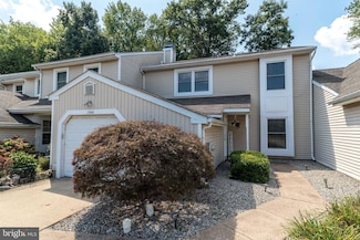 1386 Beechdrop Ct, Yardley, PA 19067