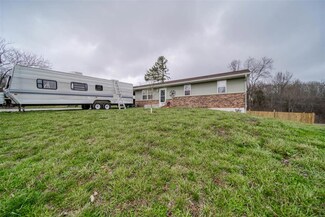 82 Walnut St, Viburnum, MO 65566
