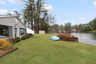 422 Shady Valley Rd, Coventry, RI 02816