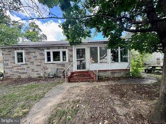 1 Summit Ave, Glen Burnie, MD 21060