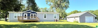 303 Marble St, Onawa, IA 51040