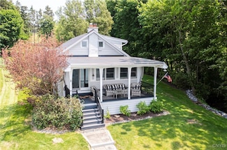 2489 E Lake Rd, Skaneateles, NY 13152