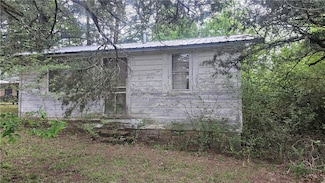 576 State Highway 393, Delaware, AR 72835